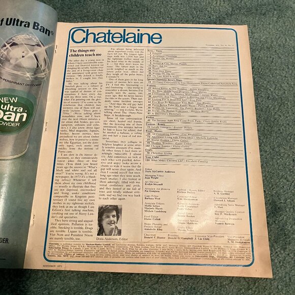 Vintage Chatelaine Magazine November 1973 - Picture 2 of 8
